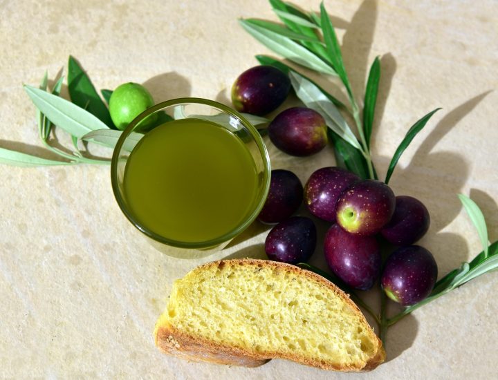 olive-oil-3803152_1920